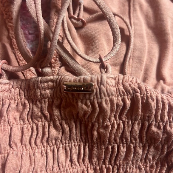 Pink Ruched Cropped Tank Top - Picture 3 of 3